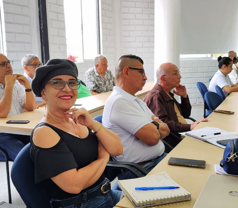 Docentes de Alto Nivel y Cursos de Excelencia